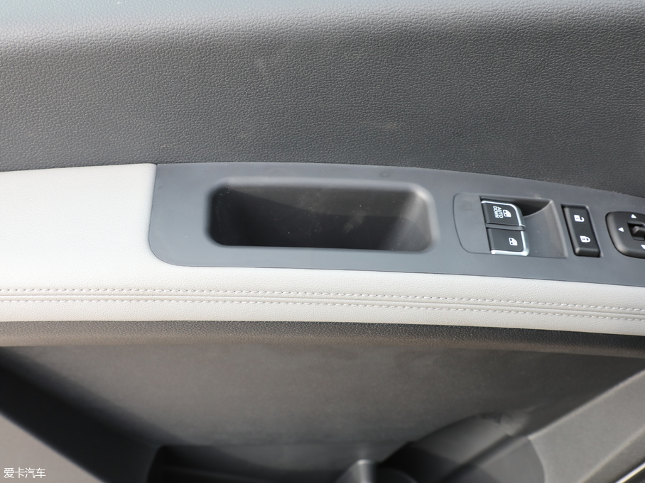 2019L(fng)M4 2.0L ք̄(w)