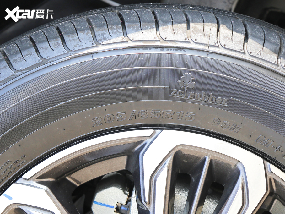 2019LM3 PLUS ˼Ұ 1.8L A