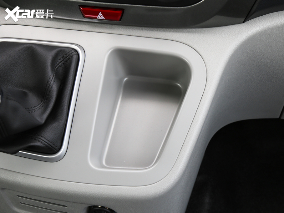 2019L(fng)M3 PLUS ˼Ұ 1.8L A