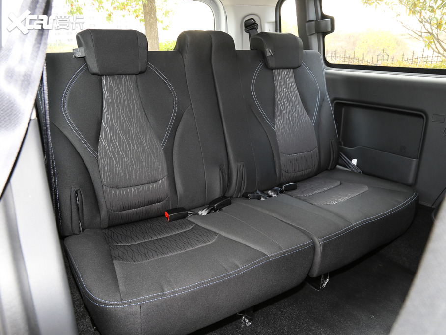 2019LM3 PLUS ˼Ұ 1.8L A