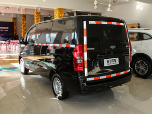 2019款1.6L 物流版 左后45度