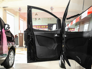 2019款1.6L 物流版 驾驶位车门