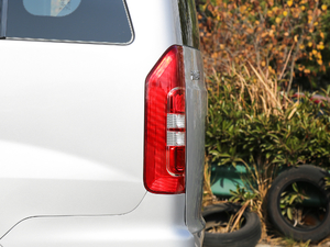 2019PLUS ˼Ұ 1.8L A ^