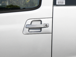 2019PLUS ˼Ұ 1.8L A {T