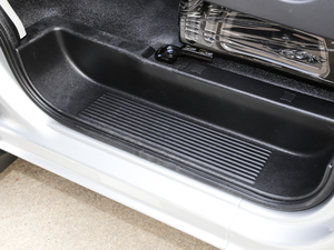 2019款PLUS 宜家版 1.8L 豪华型 空间座椅