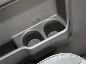 2019款PLUS 宜家版 1.8L 豪华型 空间座椅