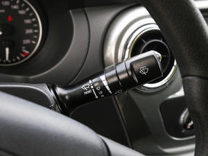 2019款PLUS 宜家版 1.8L 豪华型 中控区