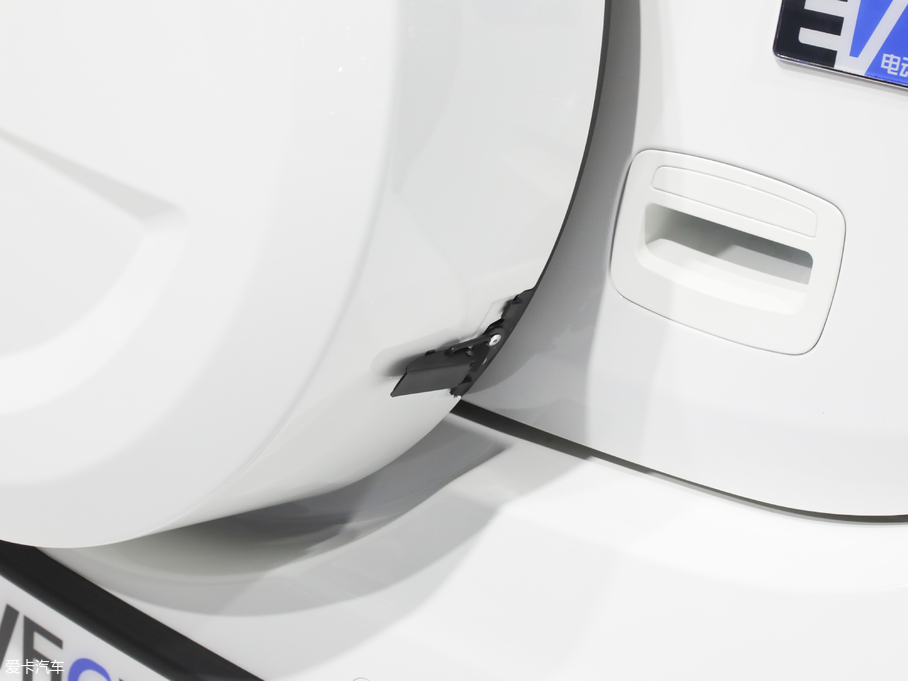 2019iEV6E \Ӱ Aܾb