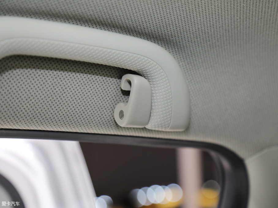 2019iEV6E \Ӱ Aܾb