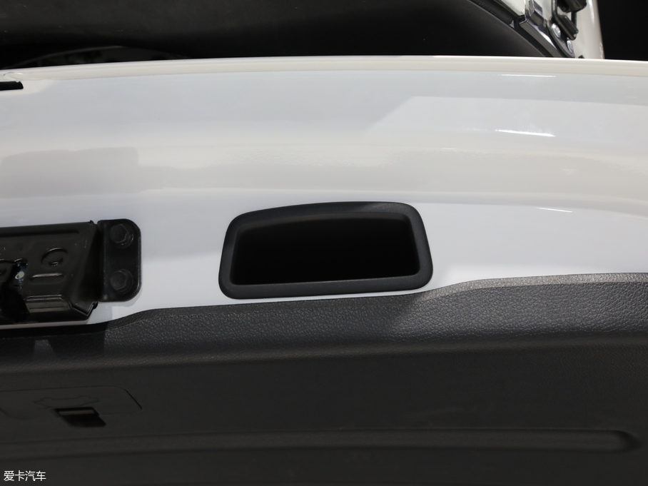 2019iEV6E \Ӱ Aܾb