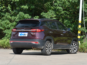 2020款1.5T CVT超越型 整体外观