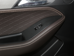 20201.5T CVTӢ+ п؅^