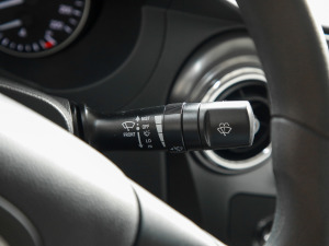 2021款PLUS 宜家高功率版 1.5T 豪华型 9座 中控区