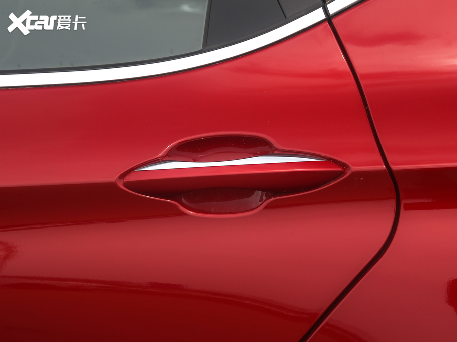 2020���iC5 ���A���а�