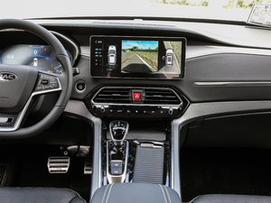 2020款1.5TGDI 自动梦想型 中控台