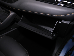 2020款1.5T CVT精英型 手套箱