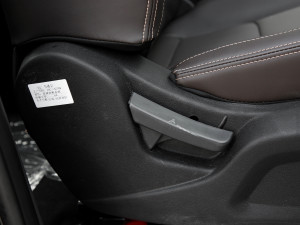 20212.0T ք򌾫Ӣ͘p  g