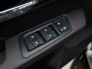 20212.0T ք򌾫Ӣ͘p  п؅^