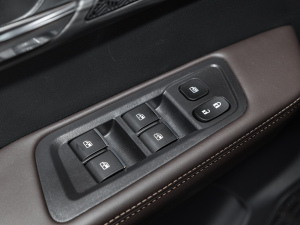 20212.0T ɽ؈ք򌾫Ӣʹp  п؅^