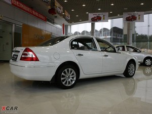 2009款2.0L 自动豪华版 整体外观