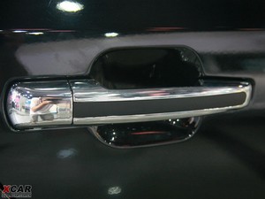 2009款2.0L 手动豪华版 主驾门拉手