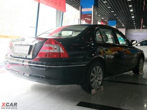 2009款2.0L 手动豪华版 整体外观