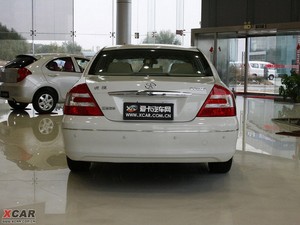 2009款2.0L 自动豪华版 整体外观