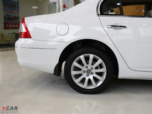 2009款2.0L 自动豪华版 细节外观