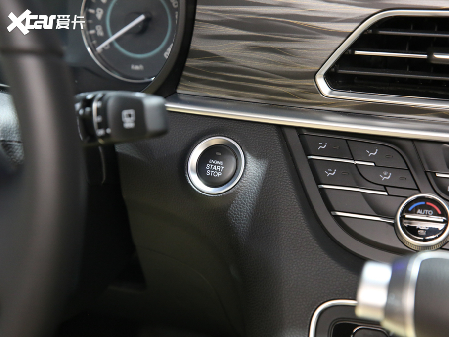 2021LL6 MAX 2.0T ԄŞ