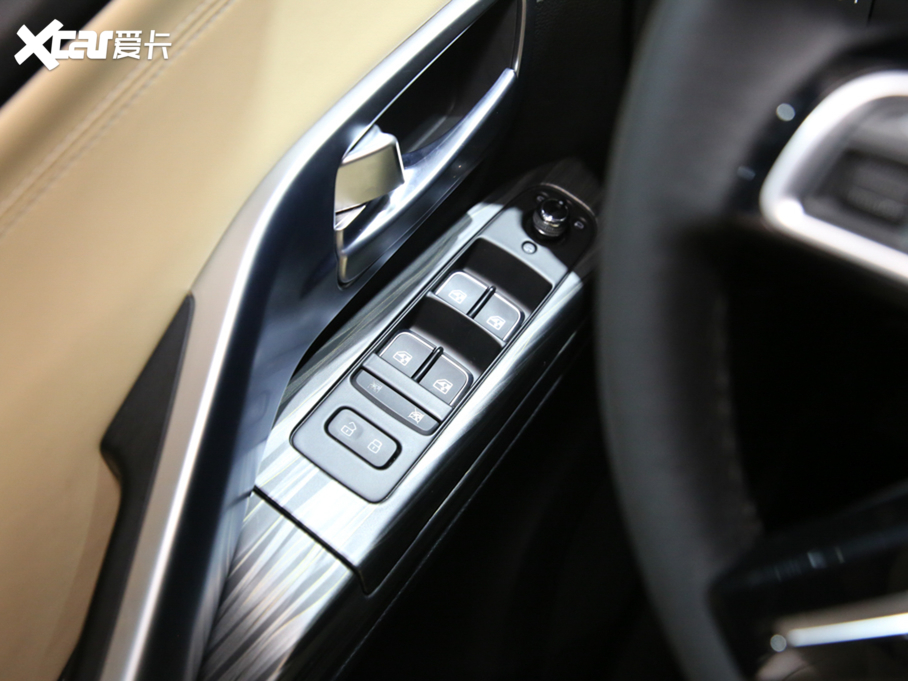 2021L(fng)L6 MAX 2.0T Ԅ(dng)Ş