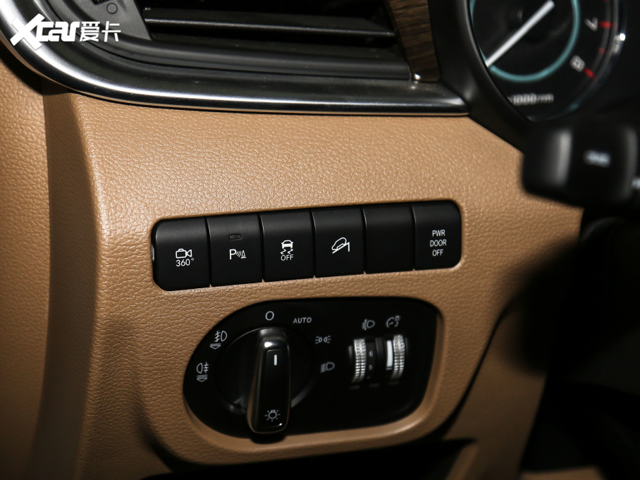 2021LL6 MAX 2.0T ԄӺA