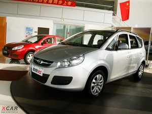 2010款1.8L 手动尊贵版 左前45度