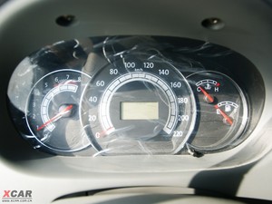 2010款1.8L 标准版 仪表