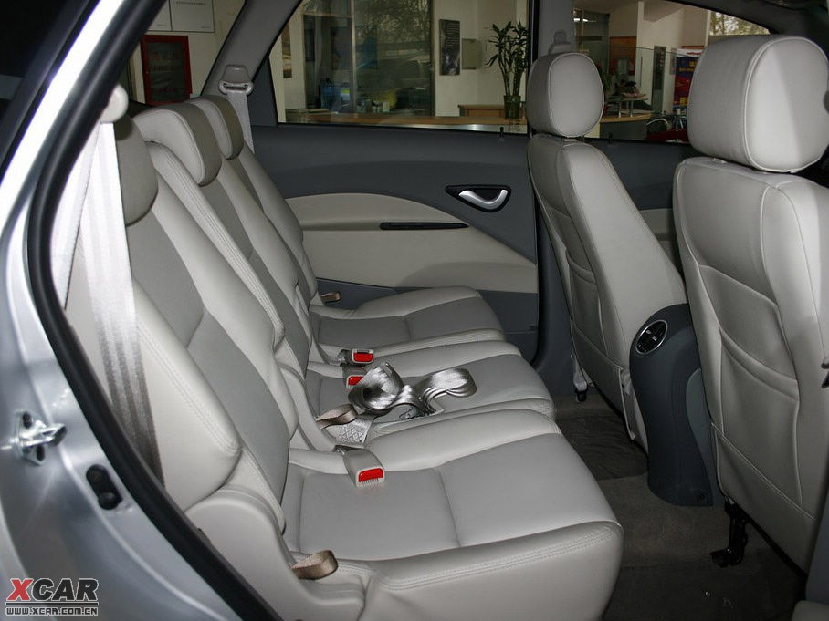 2009�����L(f��ng)M2 1.8L ���A��