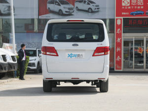 2021款2.0L 手动商旅版 正后	