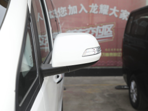 2021款2.0L 手动商旅版 后视镜