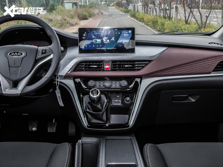 2022�����LM3 PLUS �˼Ұ� 1.8L �˜���