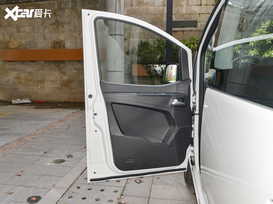 2022L(fng)M3 (chung)Ͱ 1.5T A