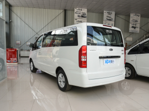 2022款PLUS 宜家版 1.8L 舒适型 左后45度