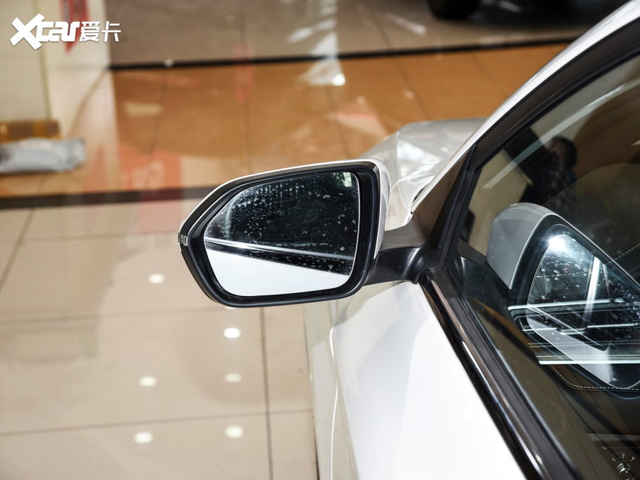 2023A5 PLUS 1.5T ԄӺA