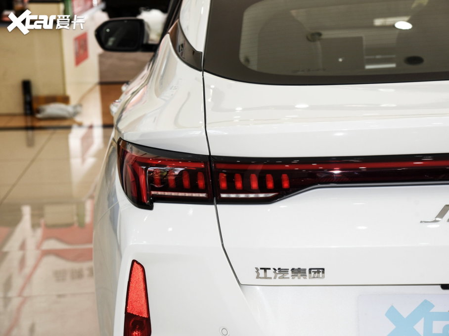 2023A5 PLUS 1.5T ԄӺA