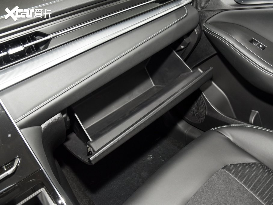 2023A5 PLUS 1.5T ԄӺA