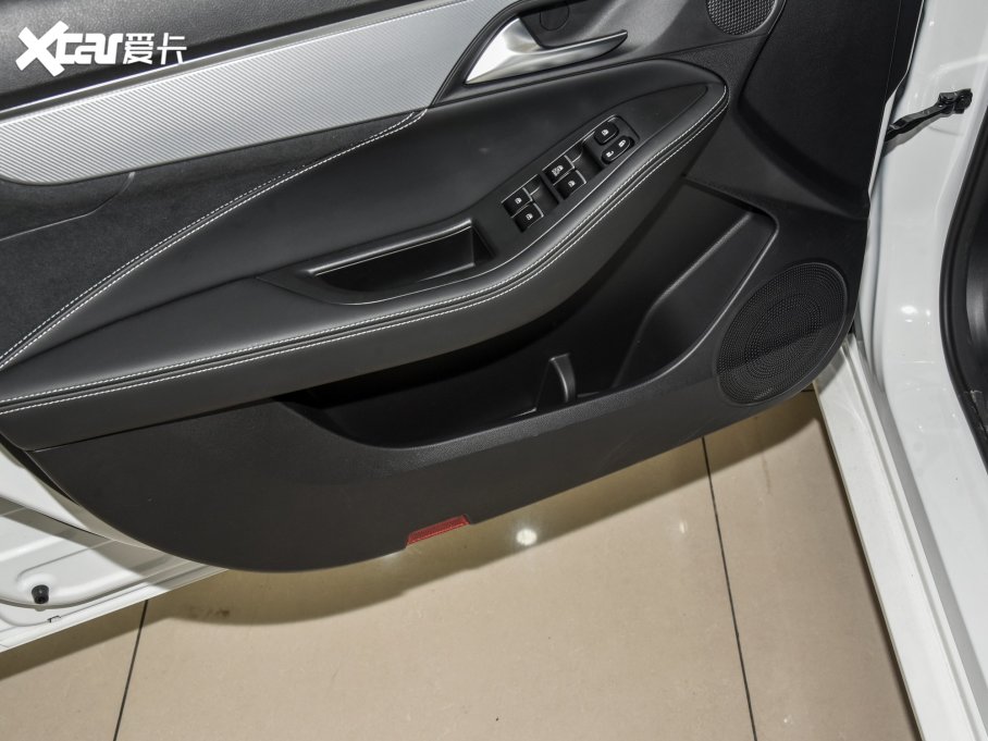 2023A5 PLUS 1.5T ԄӺA