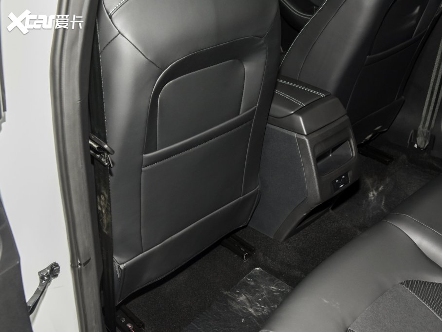 2023A5 PLUS 1.5T ԄӺA