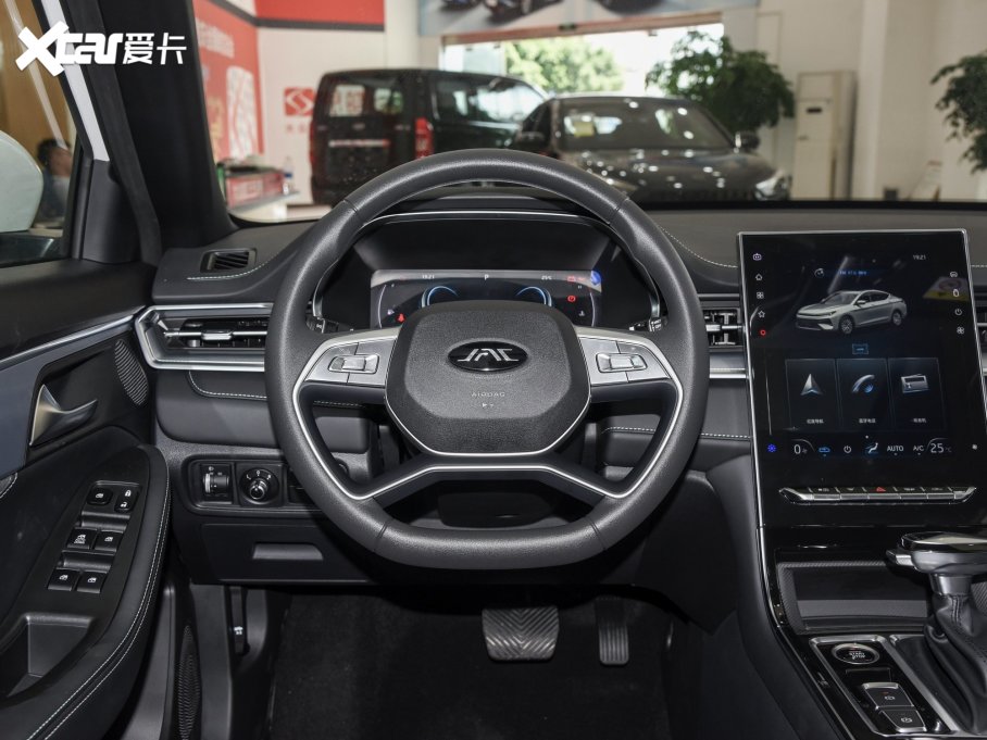 2023A5 PLUS 1.5T ԄӺA