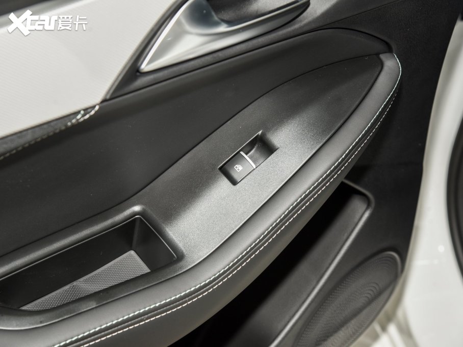 2023A5 PLUS 1.5T ԄӺA