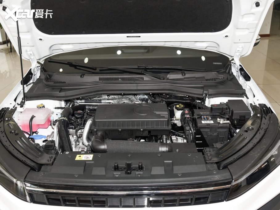 2023A5 PLUS 1.5T ԄӺA