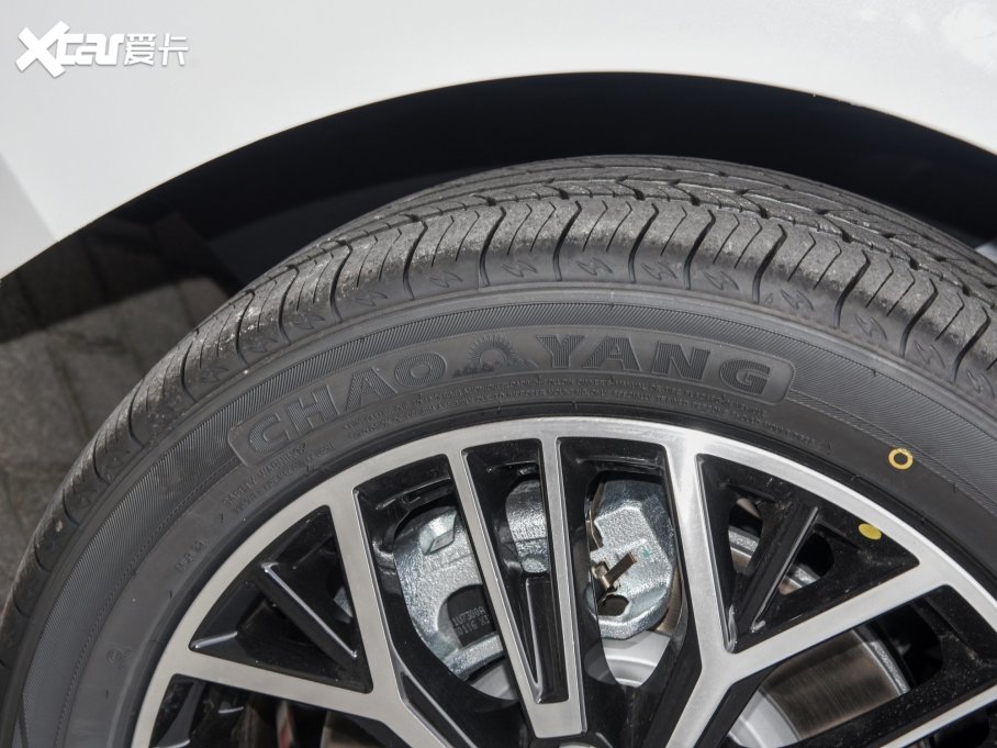 2023A5 PLUS 1.5T ԄF