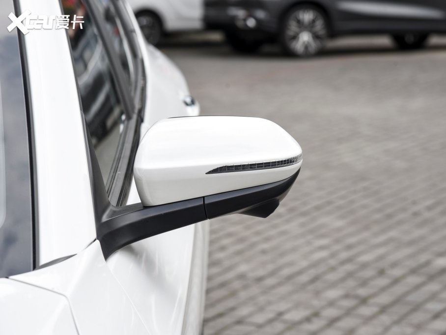 2023A5 PLUS 1.5T ԄF