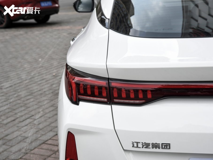 2023A5 PLUS 1.5T ԄF